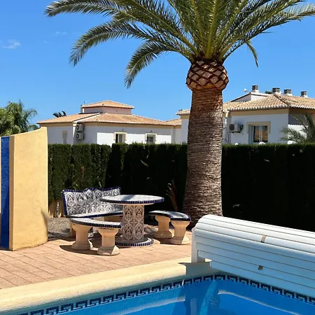 Unifamiliar Argentina Villa Denia